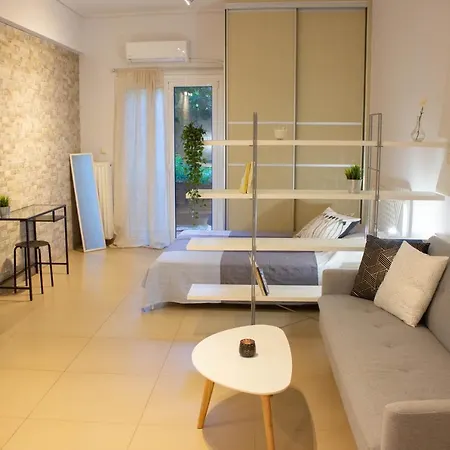 Apartment Cozy In Glyfada Athens