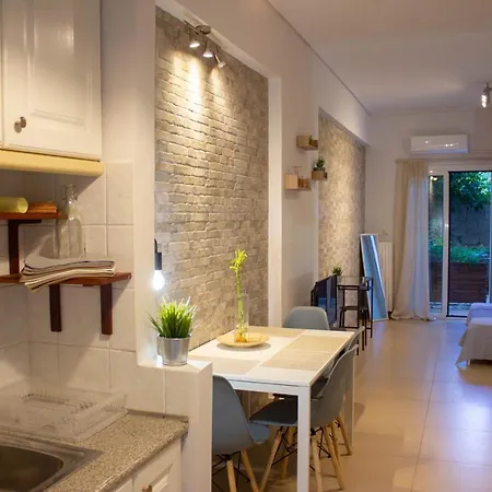 Cozy In Glyfada