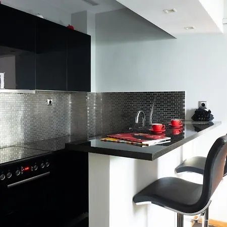 The Burton Luxury 1br In Plaka, Athens