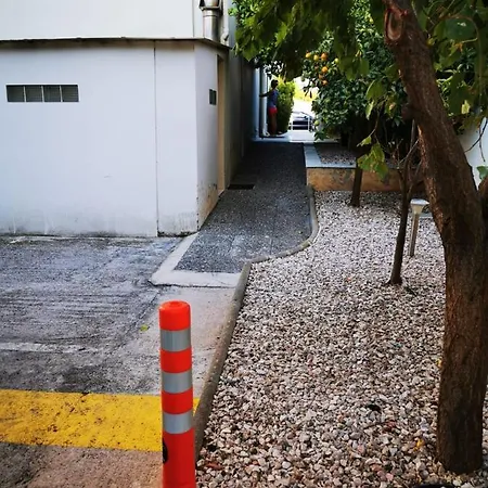 Lemon Grove Apartment *