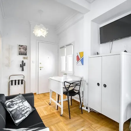 The Cactus With Large Sunny Balcony Apartment Athens