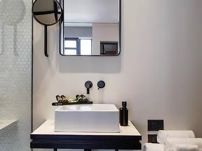 Perianth Hotel 5*