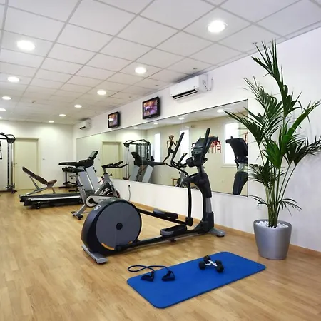 Titania Hotel 4*
