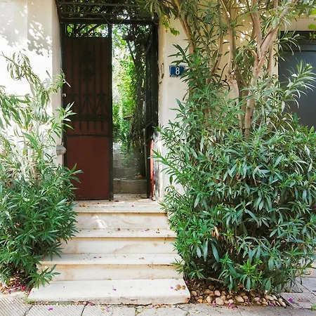 Acropolis Athenaze Villa *
