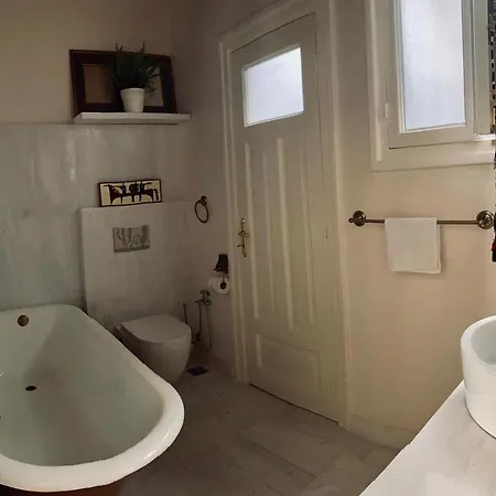 Chic Apartment, 5min To Acropolis + Private Terrace Athènes