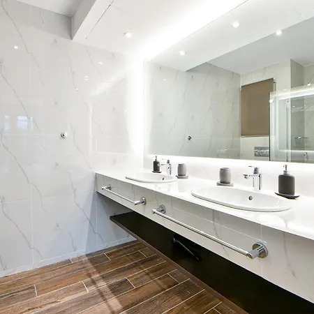 Boutique40 Luxury * Athens