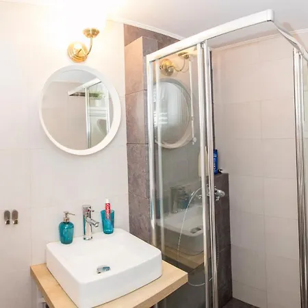 Appartement Gazi District Next To Subway 2