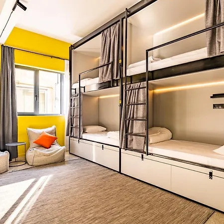 Hub Hostal *