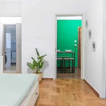 Apartment One Breath From Acropolis