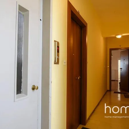 Apartment 90m² Homm Sea View In Alimos *