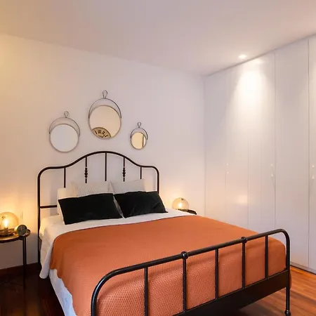 Phaedrus Living: Centre Luxury Flat Mavromichali