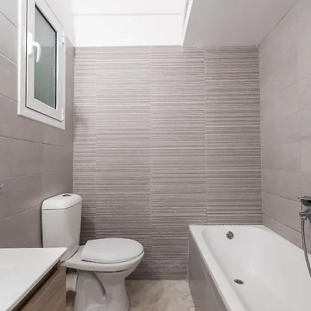 Victoria Plaza Palace Apartment