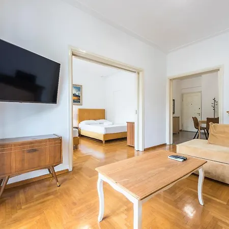 Victoria Plaza Palace Apartment *