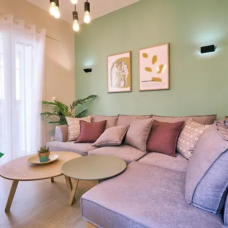 “olympic Spirit” In N. Kosmos Neighbourhood Apartment