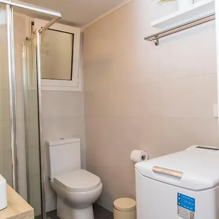 Appartement Gazi District Next To Subway 2