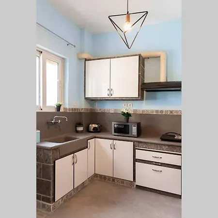 Vasilis Thissio Petralona 3d Floor 55sqm Athens