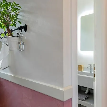 Athenian Lofts *