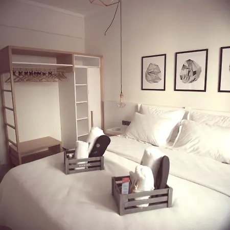 Chrisandro Apartment *