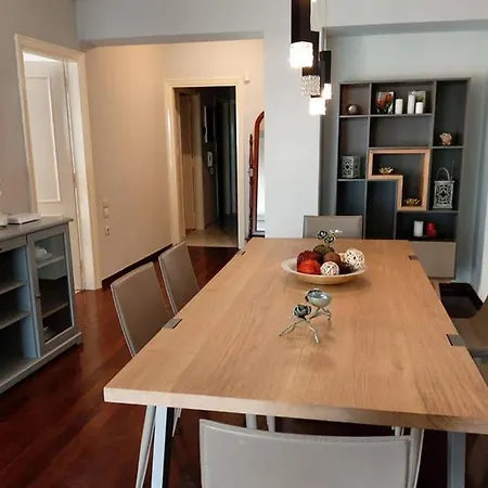 Luxury Beachfront 3 Bedroom In Kavouri Beach, Athen