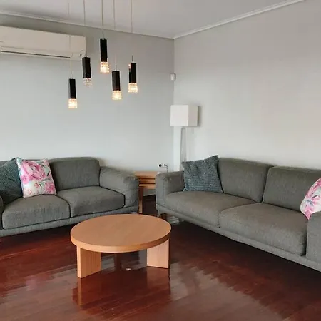 Apartment Luxury Beachfront 3 Bedroom In Kavouri Beach, *