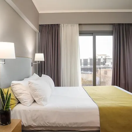 Chroma Fashion & Aparthotel Athene