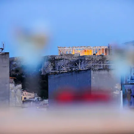 Live In Athens, Psyrri 4*