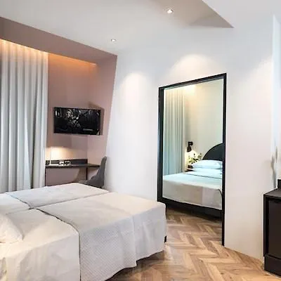 Hotel One Smart 4*
