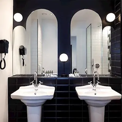 One Smart Hotel 4*