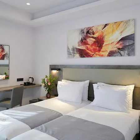 Hotel Meni &
