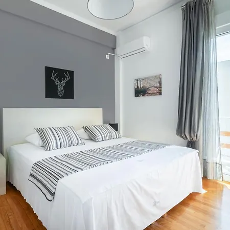 Apartment Zeus By Heloni *