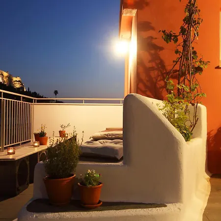 The Marble Suites, Plaka 3* أثينا