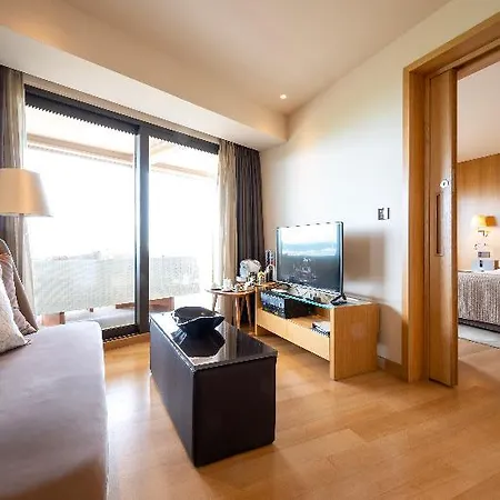 Somewhere Vouliagmeni Hotel Atenas