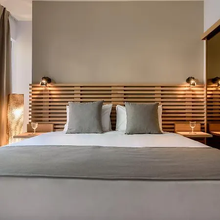 Fos Downtown 3*