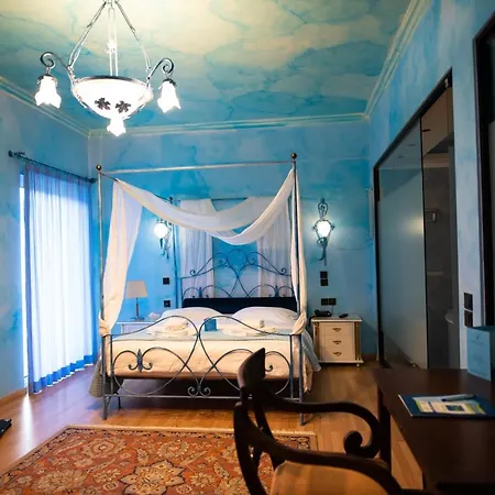 Anastazia Luxury &