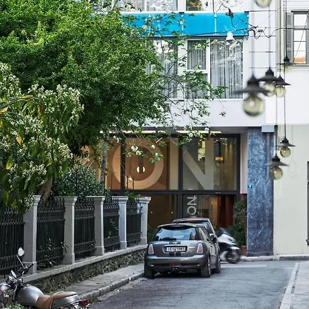 Arion Hotel 3*