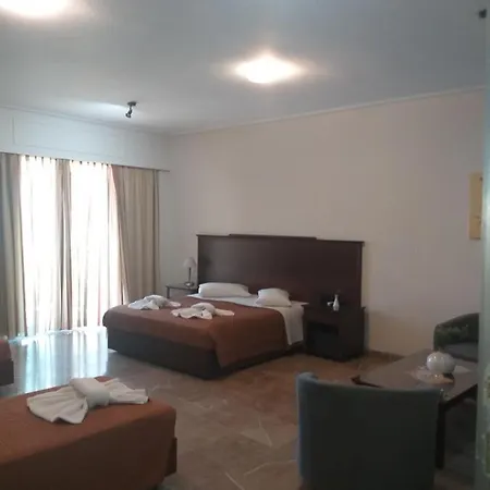 Apollo Hotel 3*