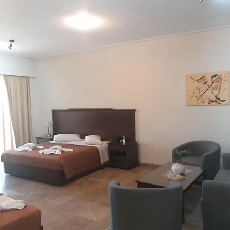Apollo Hotel 3*