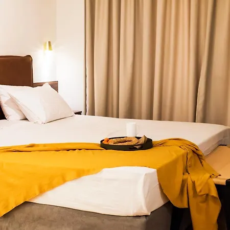 Gaia Apartahotel Atenas