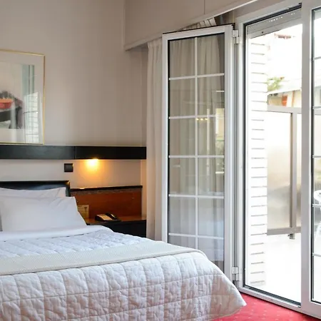 Hotel Victory 2*