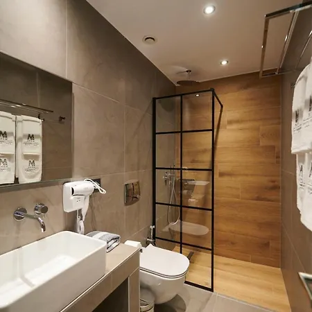 Meni & Hotel