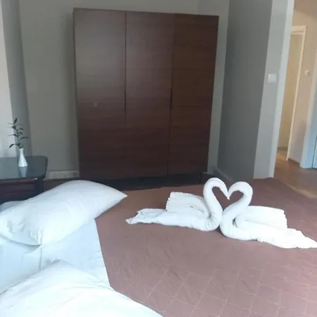 Apollo Hotel