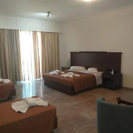 Apollo Hotel 3*