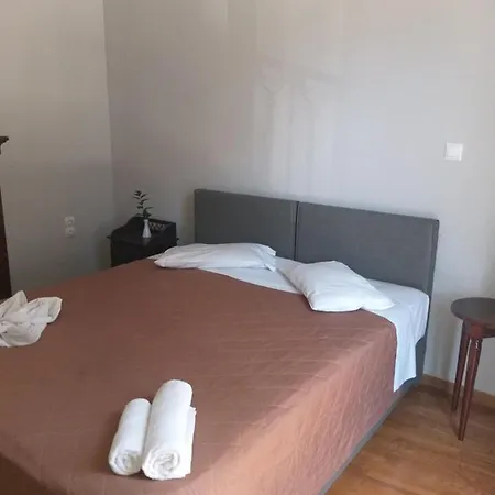 Apollo Hotel 3*