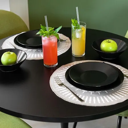 Muse Urban Aparthotel 3*