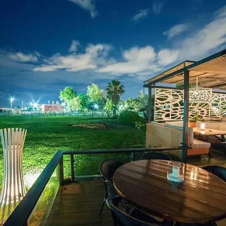 Apartment Five Seasons Alimos