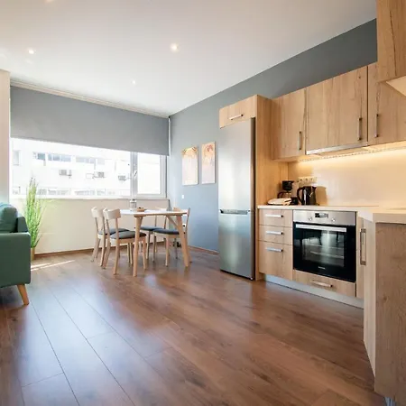 Abstract Flat With Urban View Apartment *