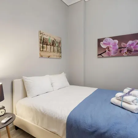 Urban City Aparthotel
