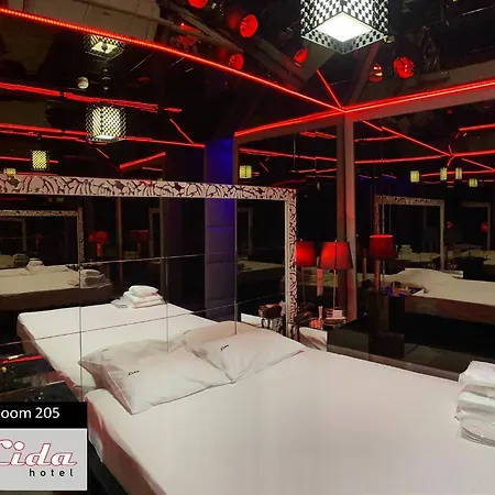 Xcite Lida Atene