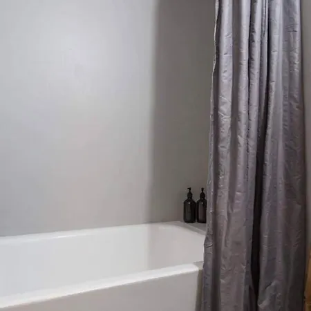 Cosy Flat, Perfectly Located In Historic Centre! Atene