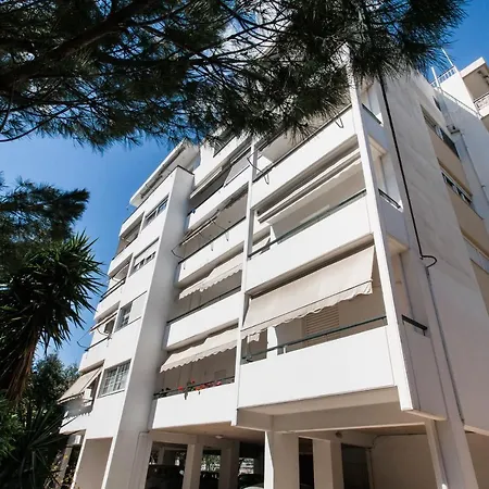 Splendid 3br Close To Olympic Stadium Apartment